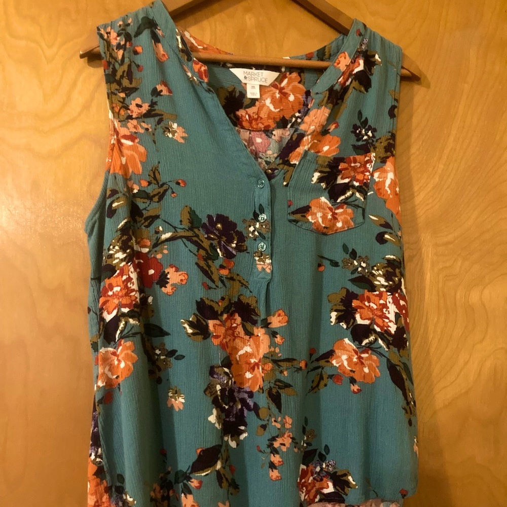 Stitch Fix Market & Spruce green Floral tank xxl